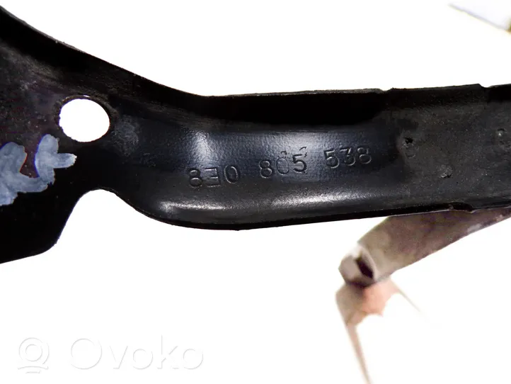 Audi A4 S4 B6 8E 8H Staffa del pannello di supporto del radiatore 8E0805538