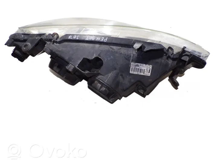 Peugeot 307 Lampa przednia 9634369580