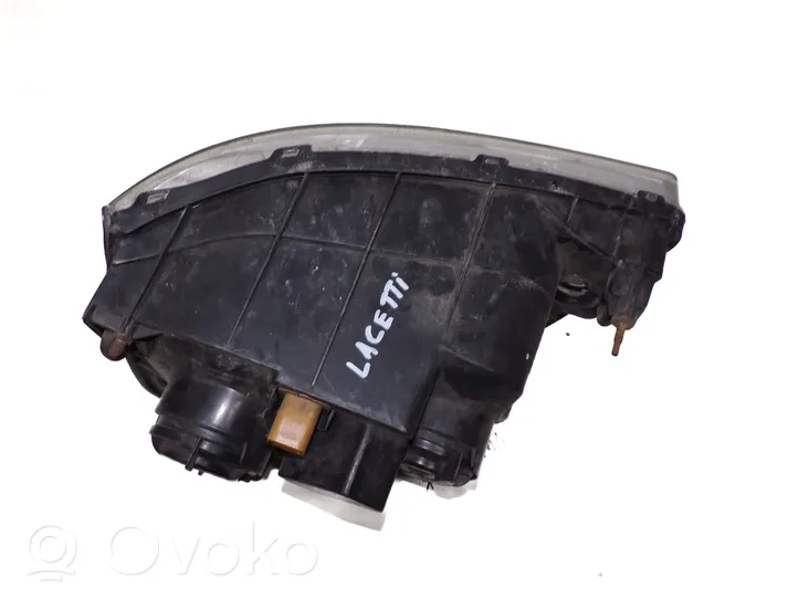 Chevrolet Nubira Lampa przednia 0301001916