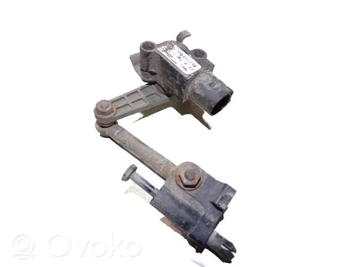 Volkswagen Touareg II Air suspension front height level sensor 7P0616214