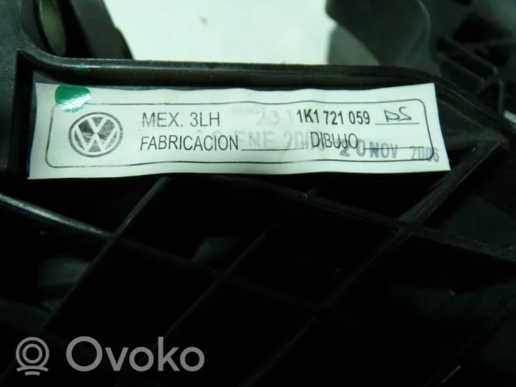 Volkswagen Golf V Kytkinpoljin 1K1721059