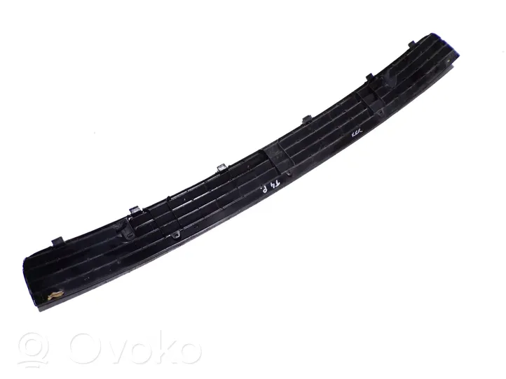 Volkswagen Transporter - Caravelle T4 Rivestimento del tergicristallo 701819103