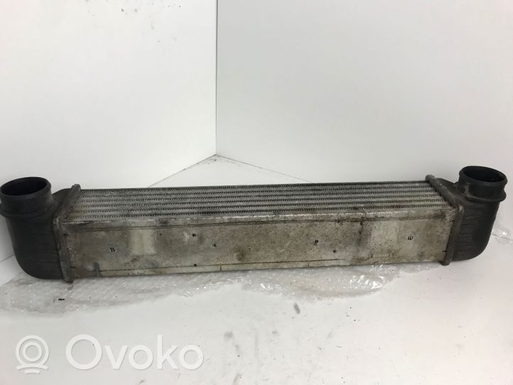 BMW 7 E38 Radiatore intercooler 2247359