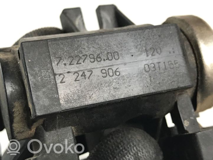 BMW 3 E46 Cześć układu próżniowego turbosprężarki 2247906