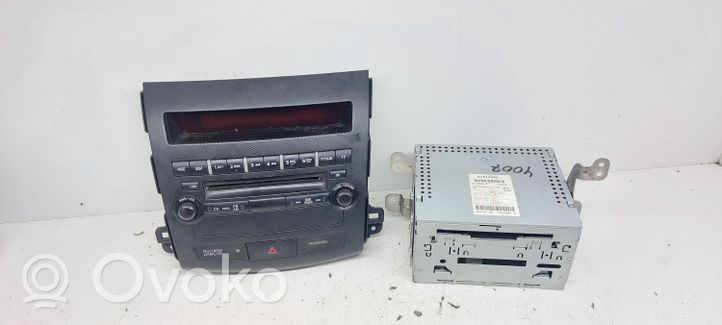 Peugeot 4007 Radio/CD/DVD/GPS-pääyksikkö 8701A363