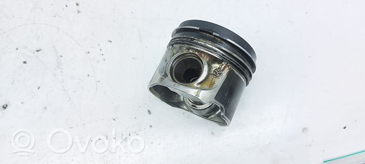 Mazda 6 Piston 