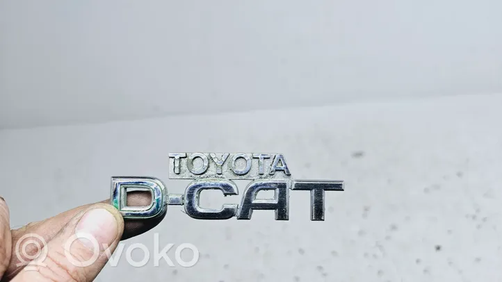 Toyota Corolla Verso AR10 Ražotāja plāksnīte / modeļa burti 