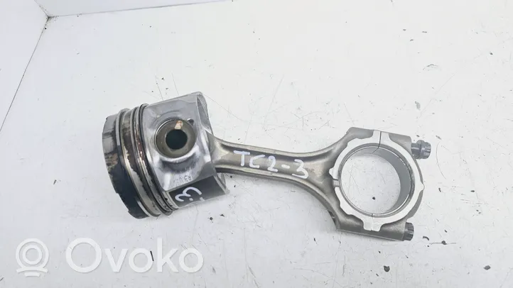 Toyota Corolla Verso AR10 Piston avec bielle R3US2