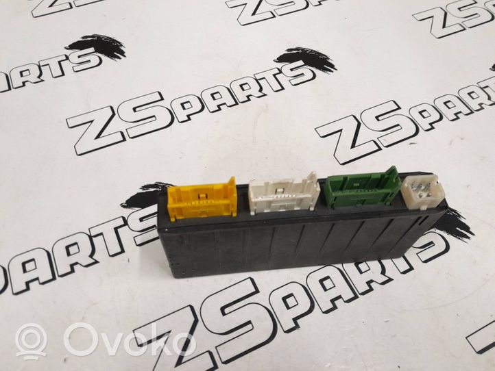 BMW 7 E32 Module confort 613510388523