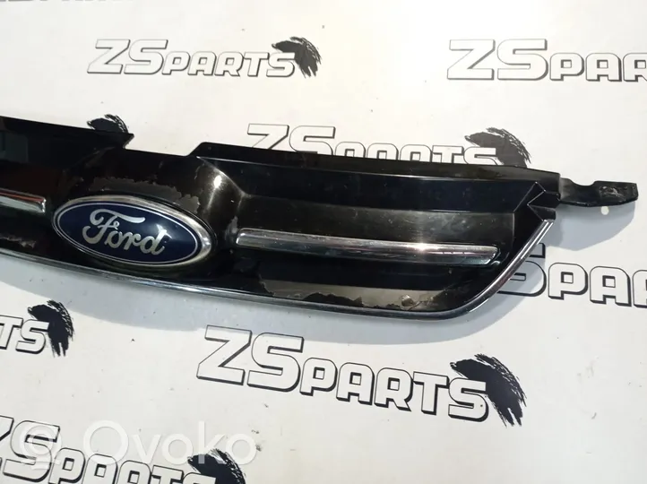 Ford Grand C-MAX Grille calandre supérieure de pare-chocs avant AM51R8200B