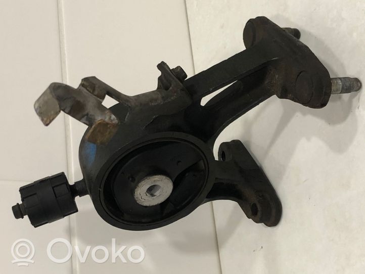 Toyota Verso Vaihdelaatikon kiinnitys AV91687