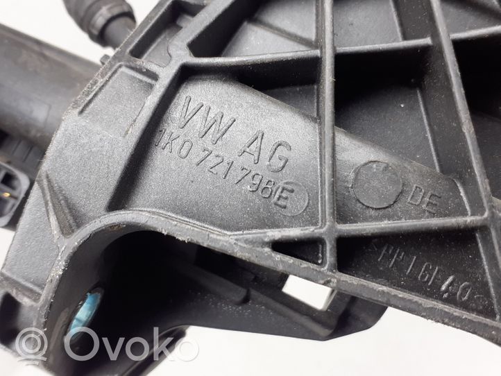 Volkswagen Scirocco Педаль сцепления 1Q1721059K