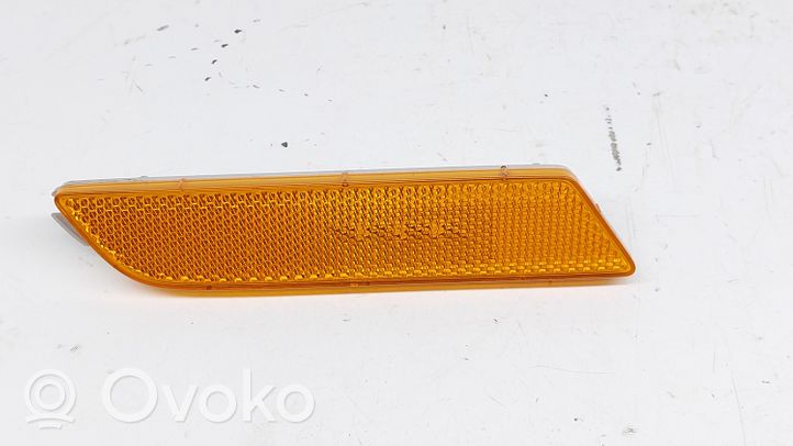 Audi Q3 8U Etusuuntavilkku 8U0945071