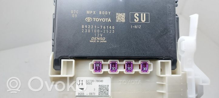 Lexus UX Ramka / Moduł bezpieczników 8922176140