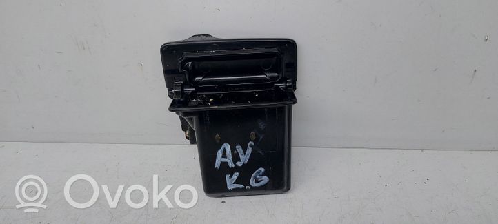 Toyota Avensis Verso Cendrier de porte arrière 7413248010