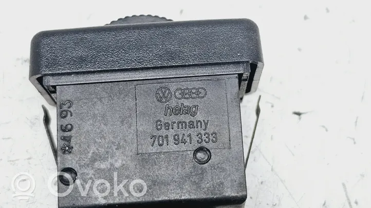 Volkswagen Multivan T4 Przycisk / Pokrętło regulacji świateł 701941333