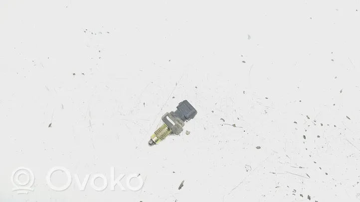 Volkswagen Transporter - Caravelle T4 Reversing light switch sensor 020945415A