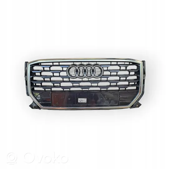 Audi Q2 - Maskownica / Grill / Atrapa górna chłodnicy 81A853651