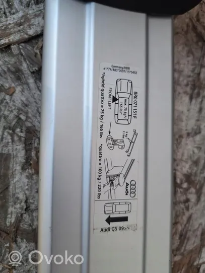Audi Q5 SQ5 Katon poikittaiskiskot ”sarvilla” 8R0071151F