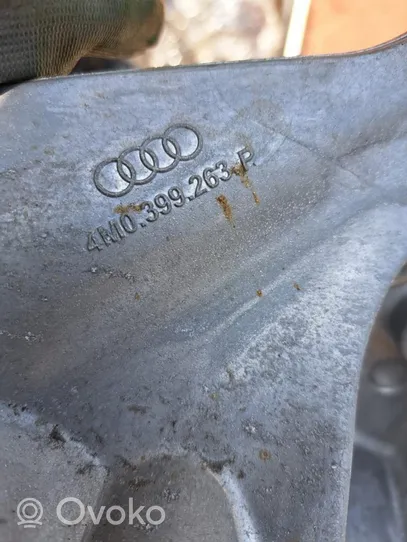 Audi Q8 Supporto della scatola del cambio 4M0399263P