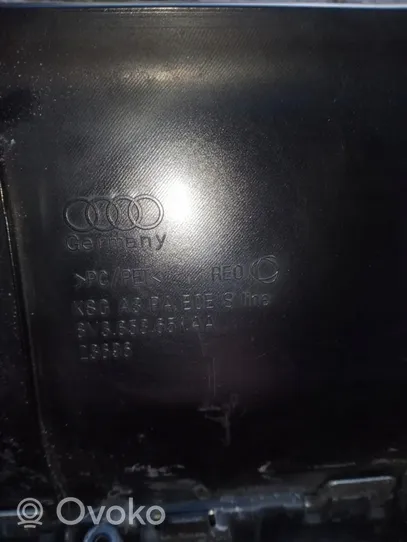 Audi A3 S3 8V Grotelės viršutinės 8V3853651AA