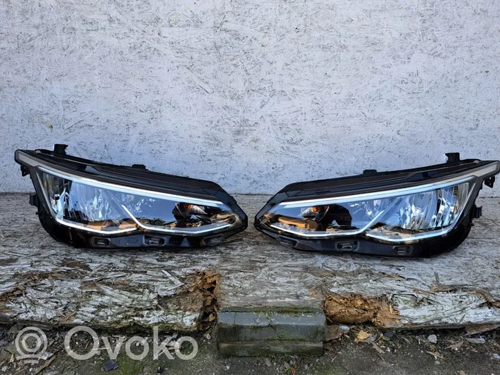Volkswagen Golf VIII Lot de 2 lampes frontales / phare 5H0941005