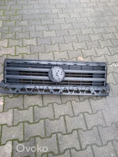 Volkswagen Crafter Maskownica / Grill / Atrapa górna chłodnicy 7C0853653