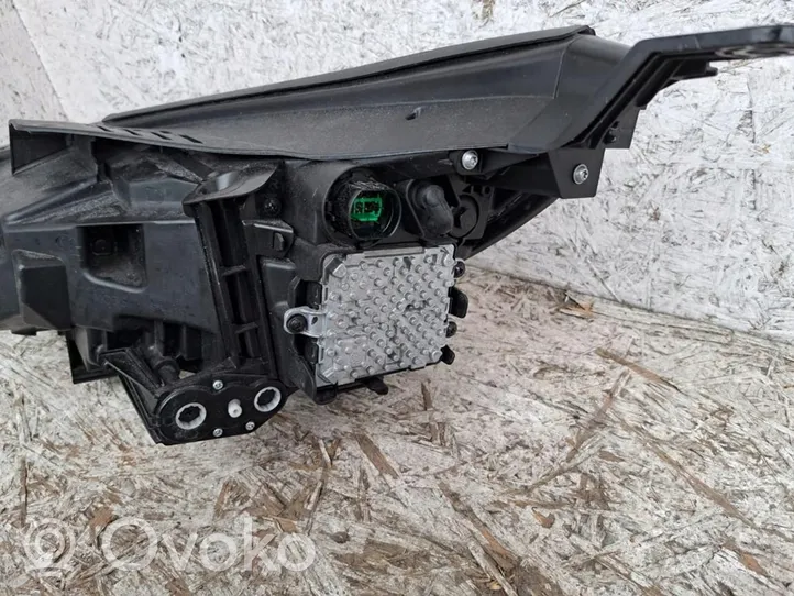 Hyundai i30 Phare frontale G492121060