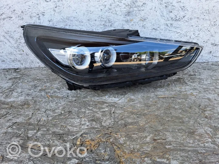 Hyundai i30 Etu-/ajovalon valaisimen sarja 92102G4120