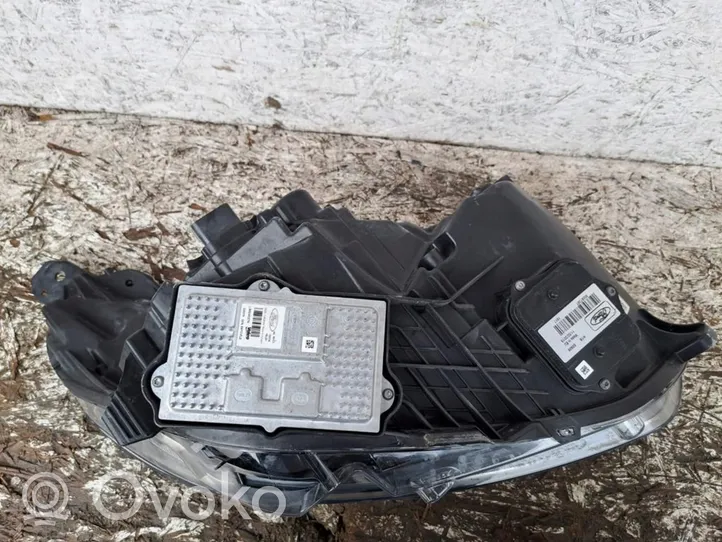 Ford S-MAX Lampa przednia 90076249