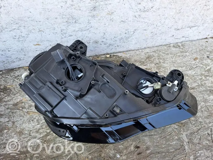 Audi A3 S3 8V Lampa przednia 8V0941005