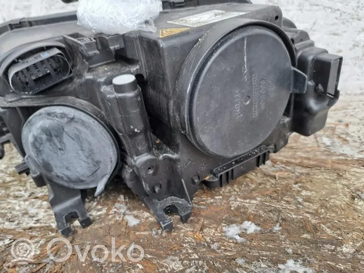 Audi A4 S4 B8 8K Priekinių žibintų komplektas 8K0941032C