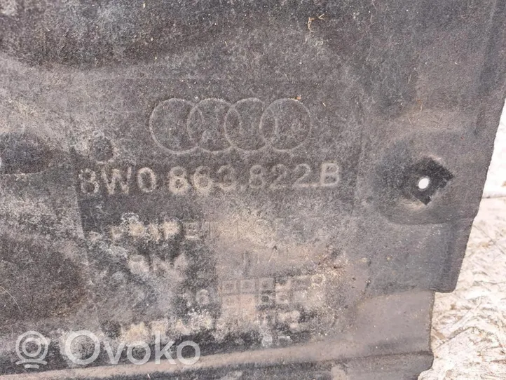 Audi A5 Couvercle de plateau inférieur 8W0863822B