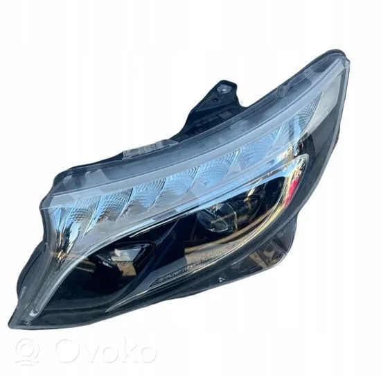 Mercedes-Benz Vito Viano W447 Lampa przednia A4479060101