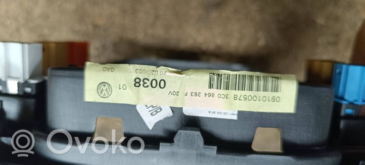 Volkswagen PASSAT CC Pavarų perjungimo svirties apdaila (plastikinė) 3C0864263F