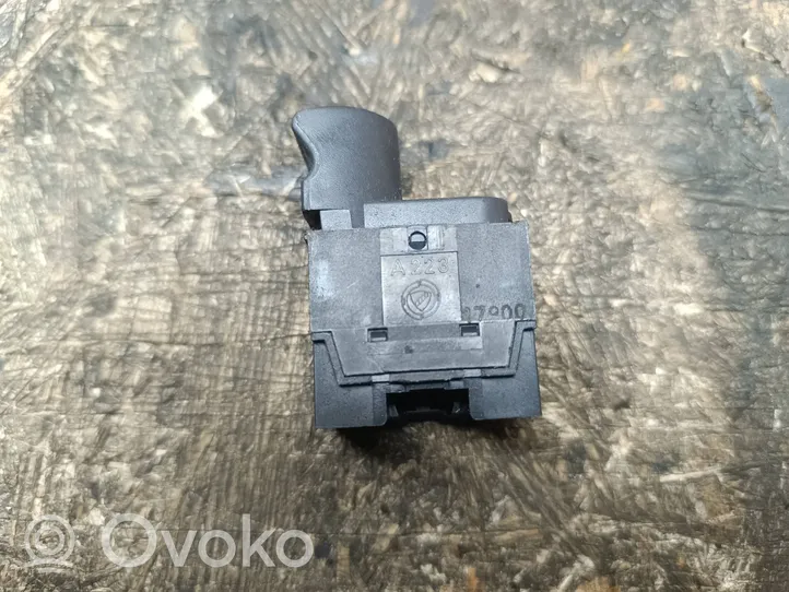 Fiat Bravo - Brava Electric window control switch 17900