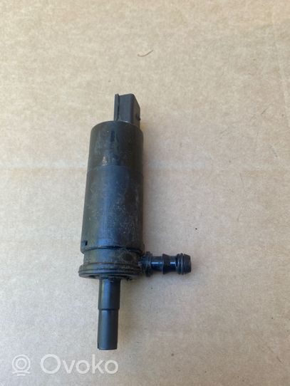 BMW M6 Headlight washer pump 6973097