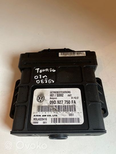 Volkswagen Touareg I Module de contrôle de boîte de vitesses ECU 09D927750FA