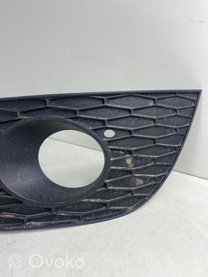 Seat Altea Priešrūkinio žibinto apdaila/ grotelės 5P9853665A