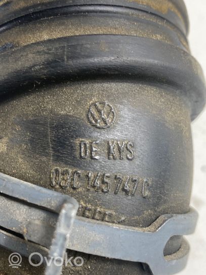 Volkswagen PASSAT B7 Деталь (детали) канала забора воздуха 03C145747C
