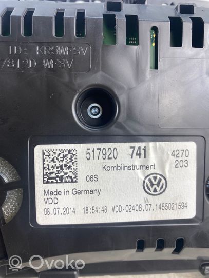 Volkswagen Golf Sportsvan Geschwindigkeitsmesser Cockpit 517920741