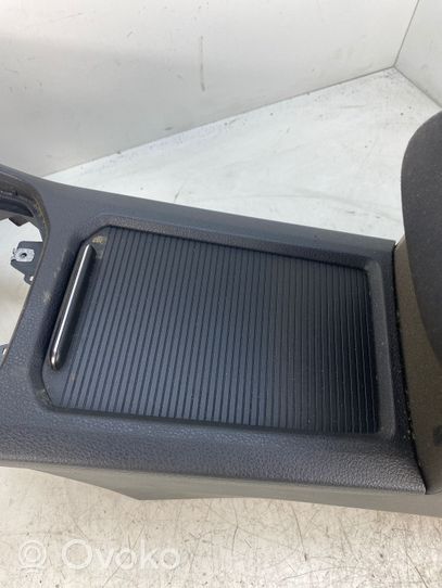 Volkswagen Golf Sportsvan Center console 510862531