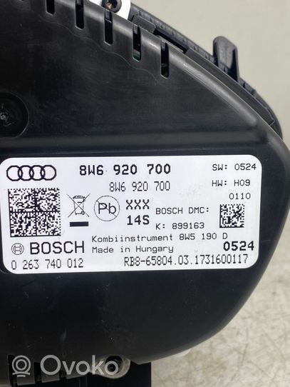 Audi A4 S4 B9 Licznik / Prędkościomierz 8W6920700