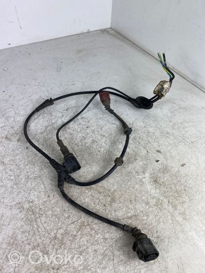 Volkswagen PASSAT CC Front ABS sensor wiring 