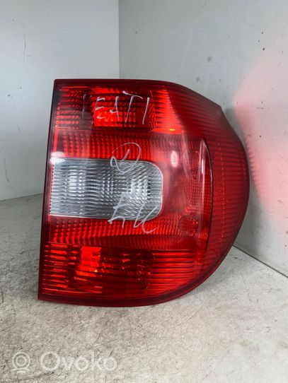 Skoda Yeti (5L) Lampa tylna 5L0945112