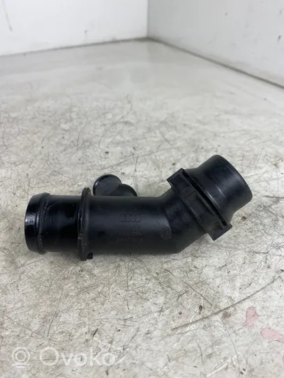 Audi A4 S4 B9 Tuyau de liquide de refroidissement moteur 8W0122293AE