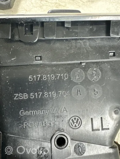 Volkswagen Golf Sportsvan Radion/GPS-laitteen pääyksikön kehys 517858061