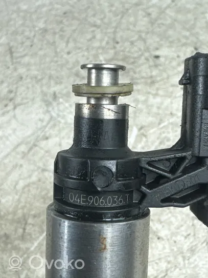 Volkswagen Golf VII Fuel injector 04E906036T