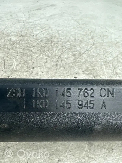 Volkswagen Golf V Труба воздуха в турбину 1K0145762CN
