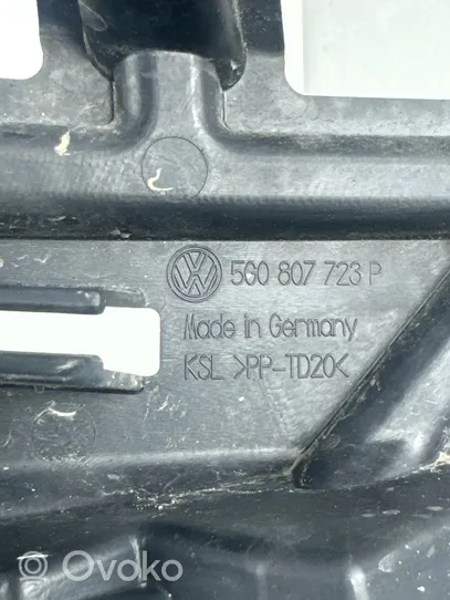 Volkswagen Golf VII Uchwyt / Mocowanie zderzaka przedniego 5G0807723P